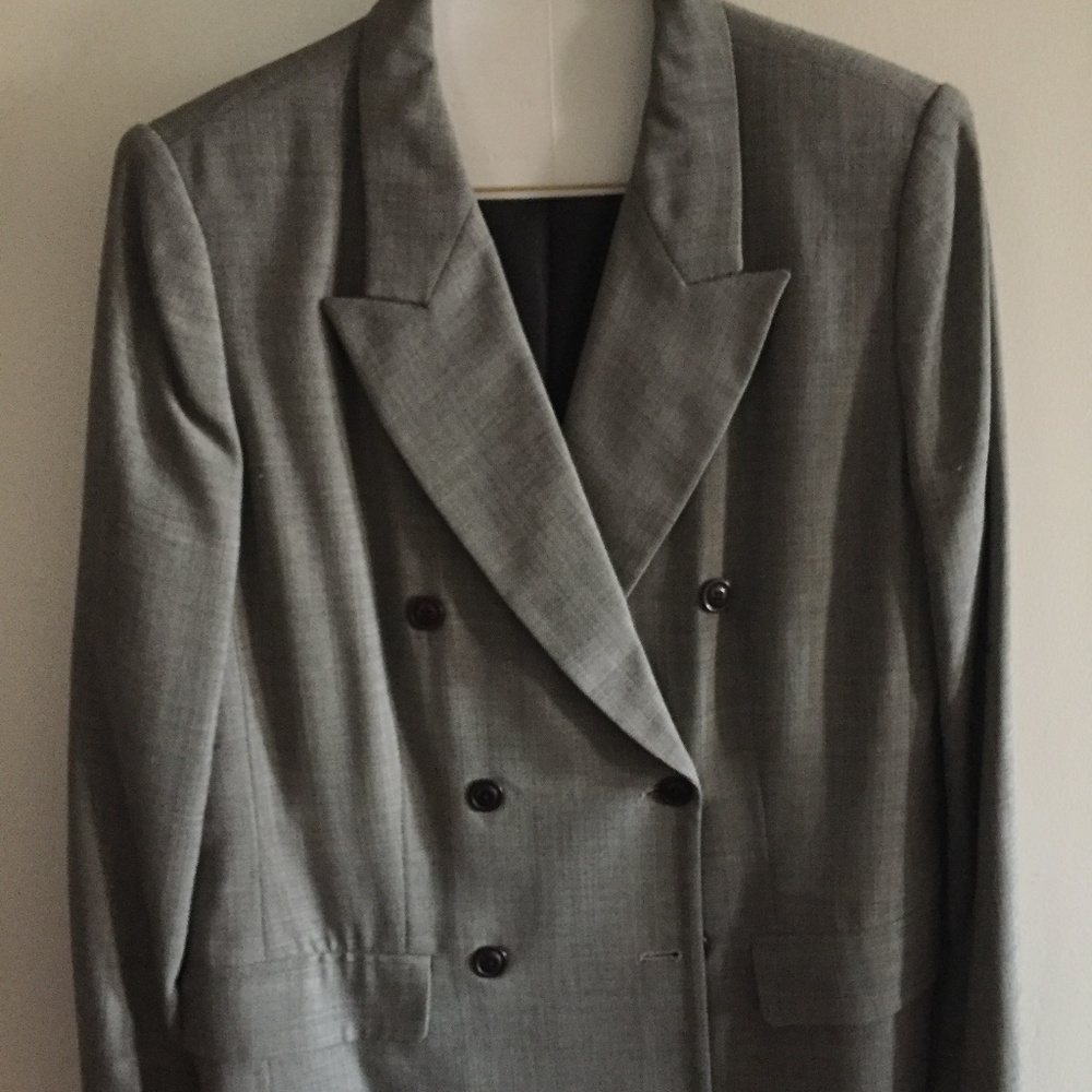 Dark Grey Buttoned Blazer